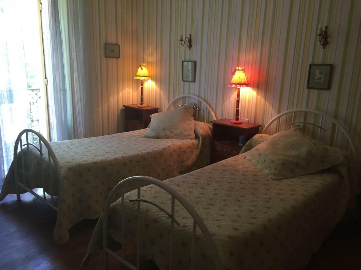 Domaine De Brousson Bed & Breakfast La Tour-sur-Orb Екстериор снимка